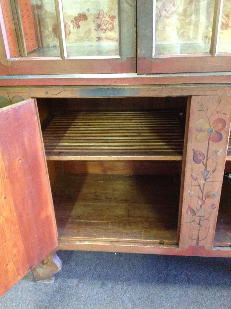 Continental Paint-Decorated Cupboard Dated 1922 For Sale 3