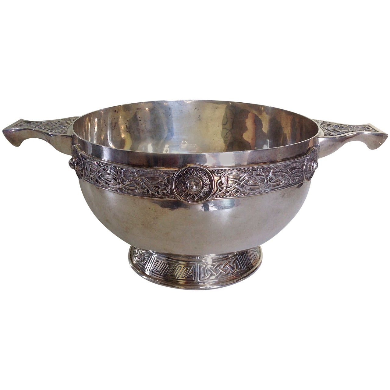 English Sterling Silver Bowl with Celtic Motif by J. Wakeley and F.C. Wheeler For Sale