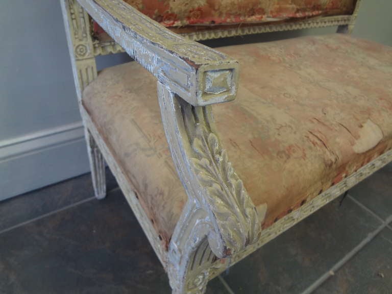 Suite Antique French Childrens Furniture In Distressed Condition In Sleepy Hollow, NY