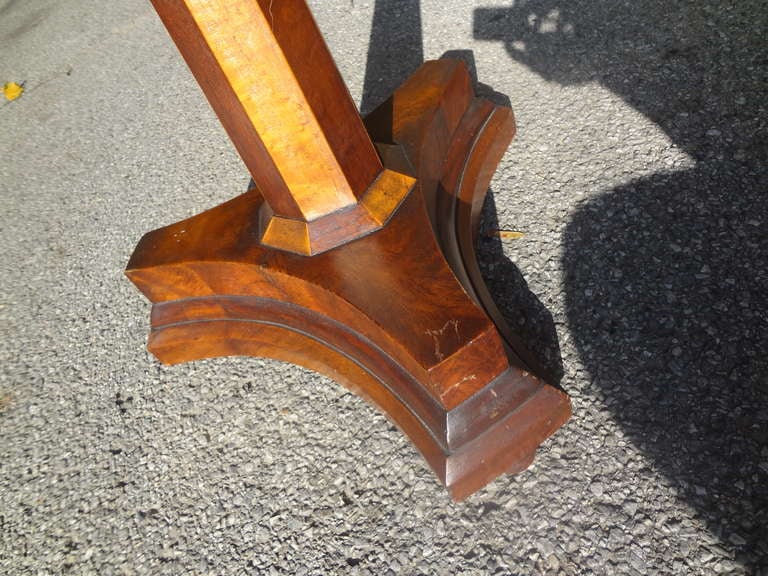 Neoclassical 19th Century marquetry Tilt-top Table