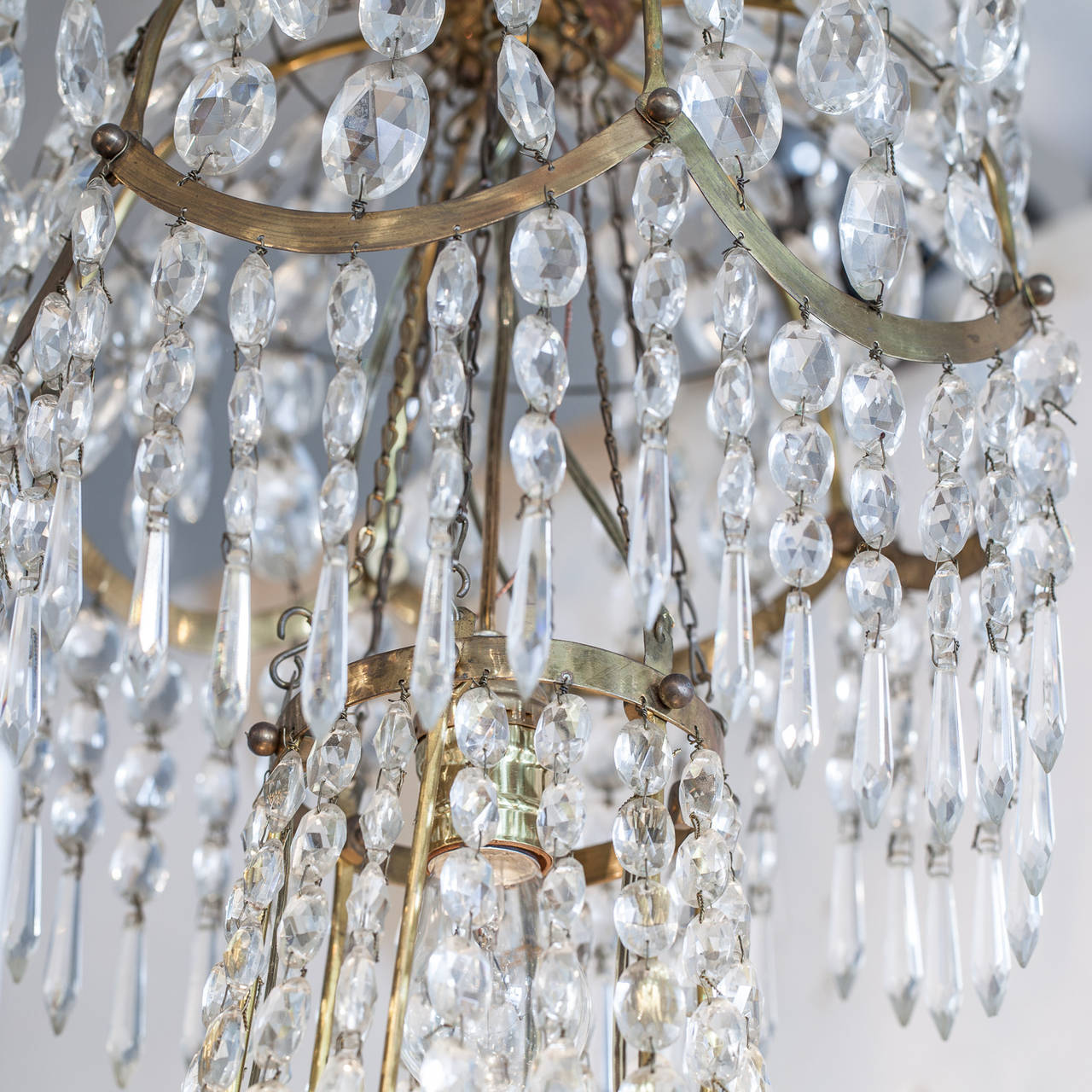 Swedish Gustavian-Style Chandelier, Late 19th Century For Sale 1