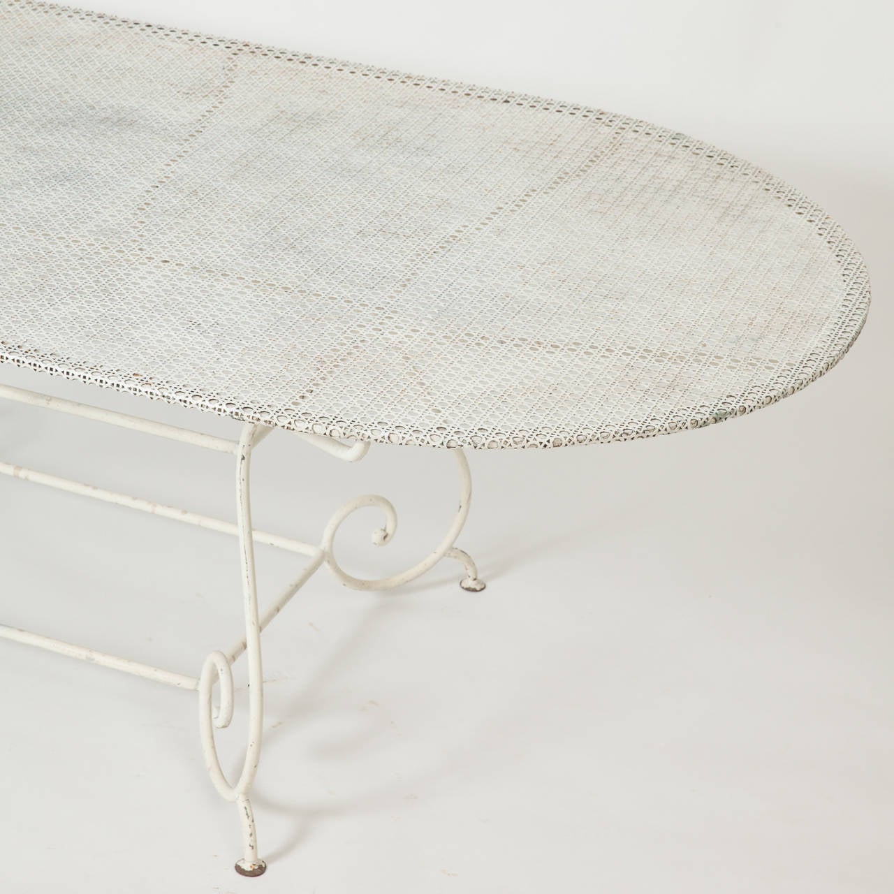 French White Painted Iron Garden Table with Scrolled Base, circa 1950 2
