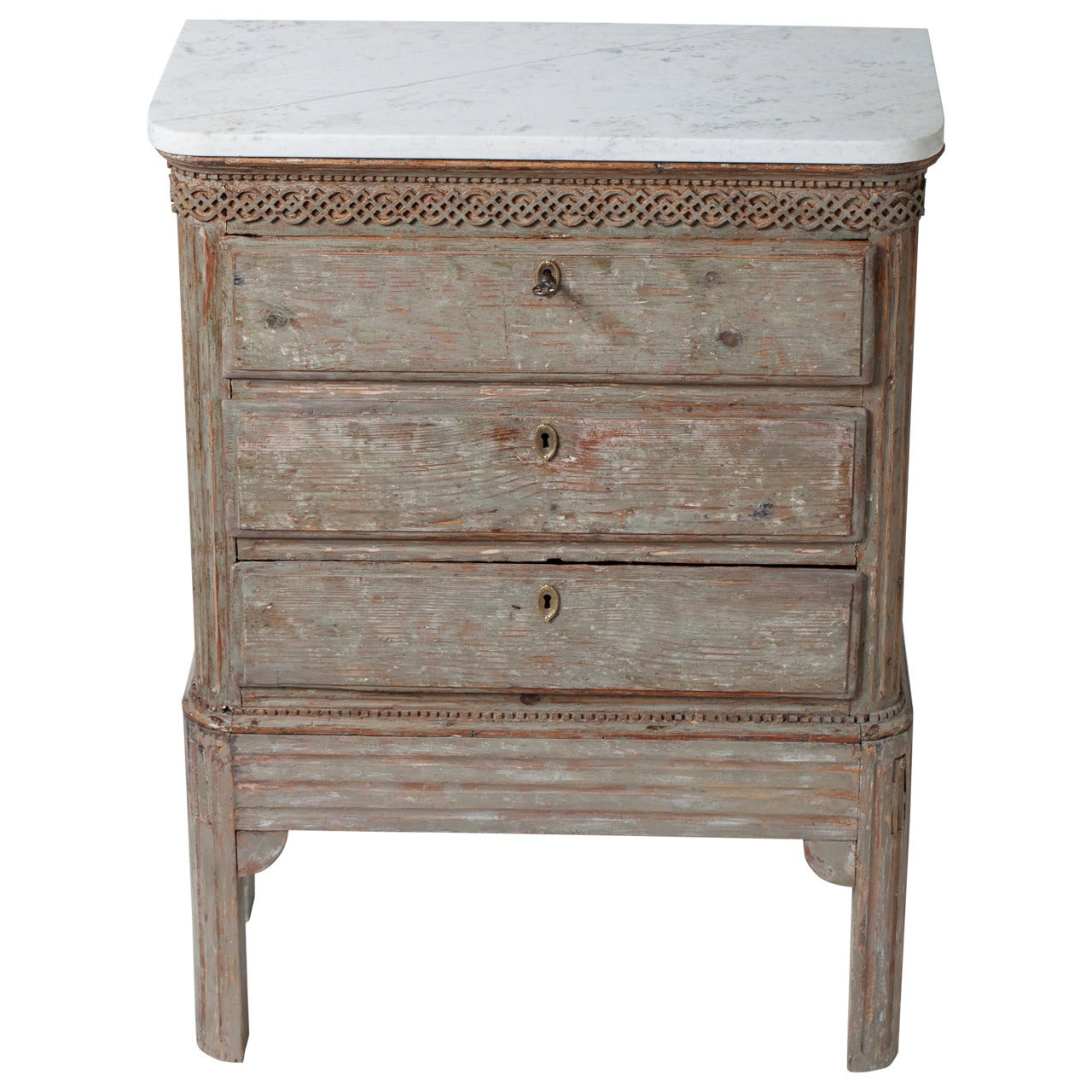 A Swedish Gustavian Period Small chest of Drawers circa 1780.