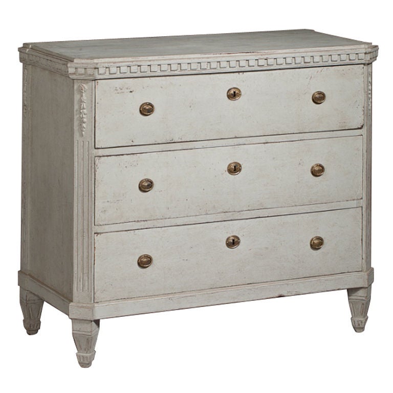 Swedish Chest of Drawers