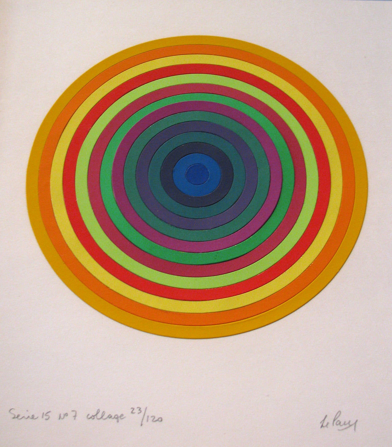 Julio Le Parc (Argentine, born 1928) Series 15 number 7 collage circles, circa 1971. Signature and title in pencil. Select permanent collections of Le Parc's work; Collection du Conseil général du Val-de-Marne, Créteil, France.
Museo Extremeno
