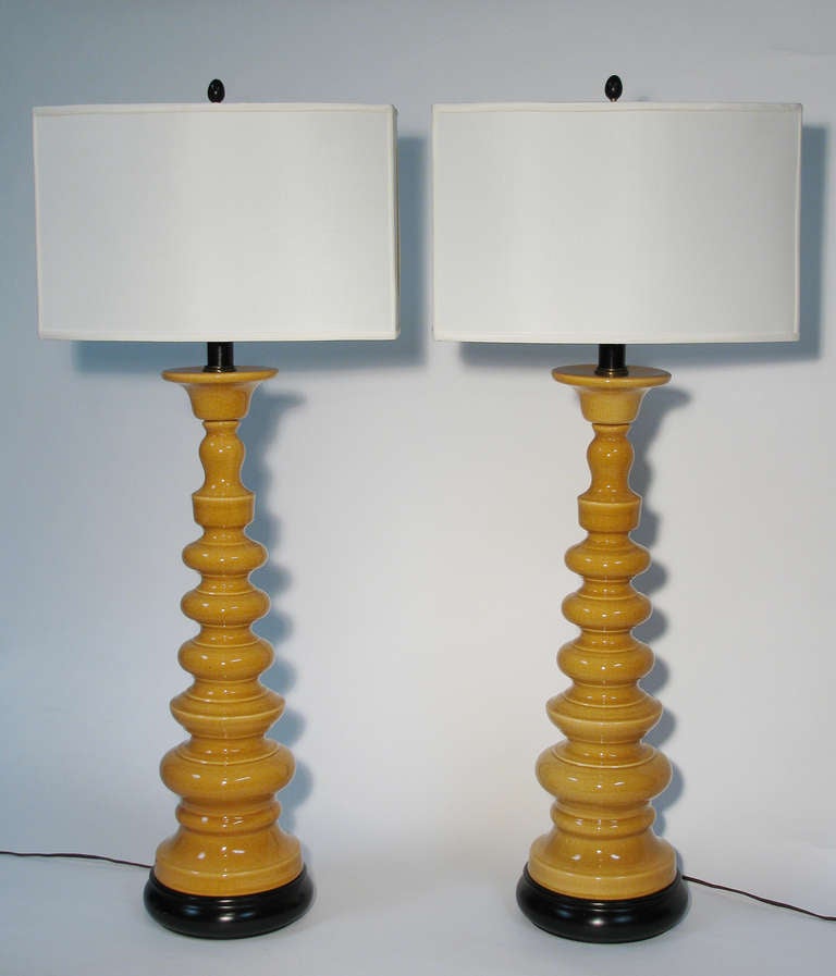 Hollywood Regency Pair of Crackle Glazed Ceramic Lamps