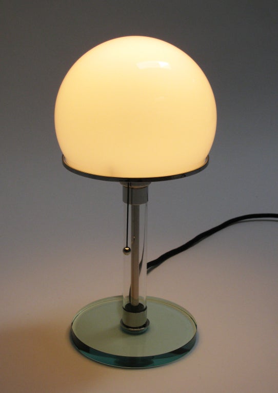 wagenfeld lamp