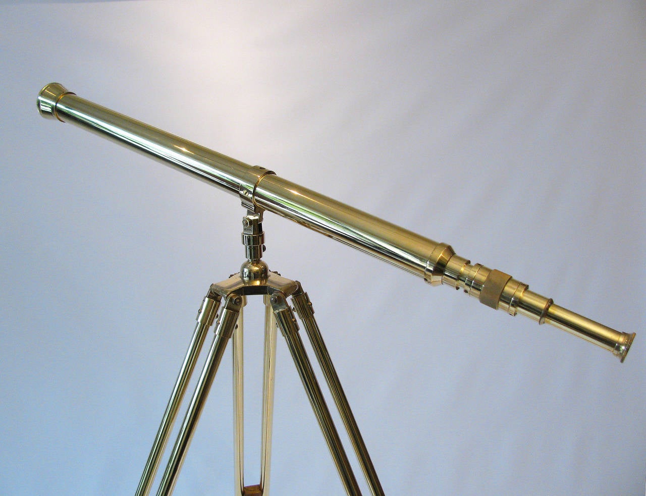 Early 20th Century Brass Telescope 4