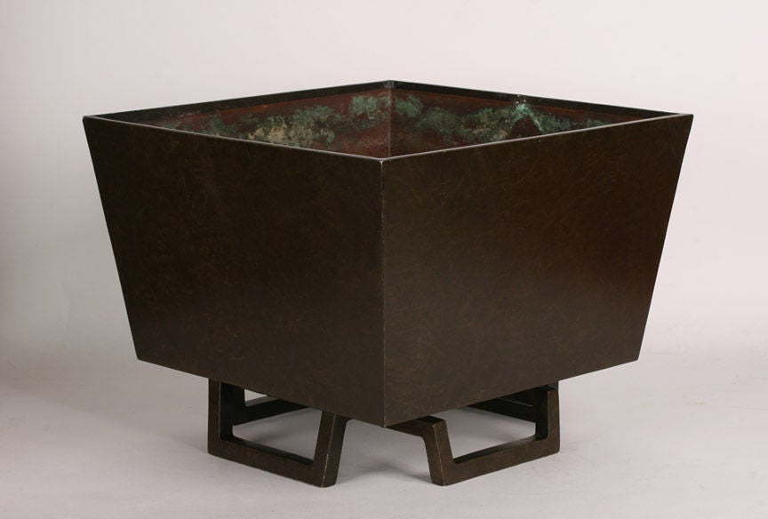 American Modernist Planter by architect William Bernoudy (1910-1988)