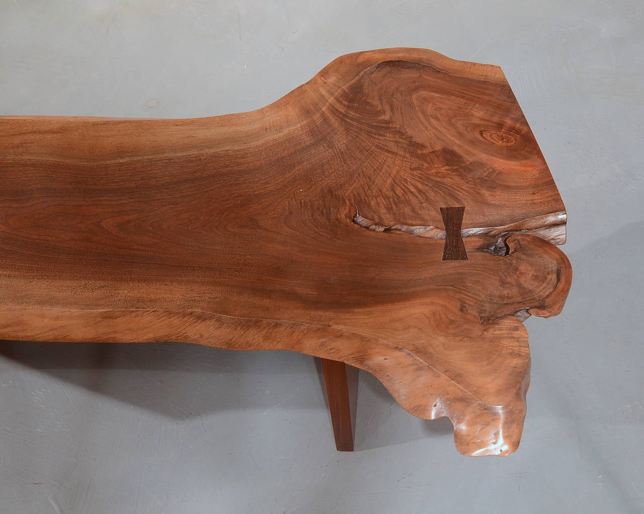 Minguren II Coffee Table by George Nakashima, 1975 In Excellent Condition In Philadelphia, PA