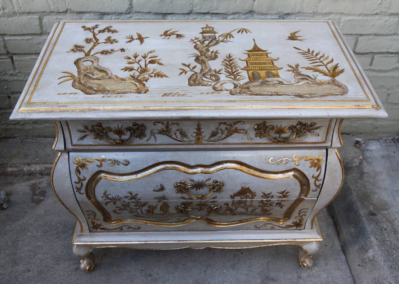 Pair of French Chinoiserie Painted Chests In Excellent Condition In Los Angeles, CA
