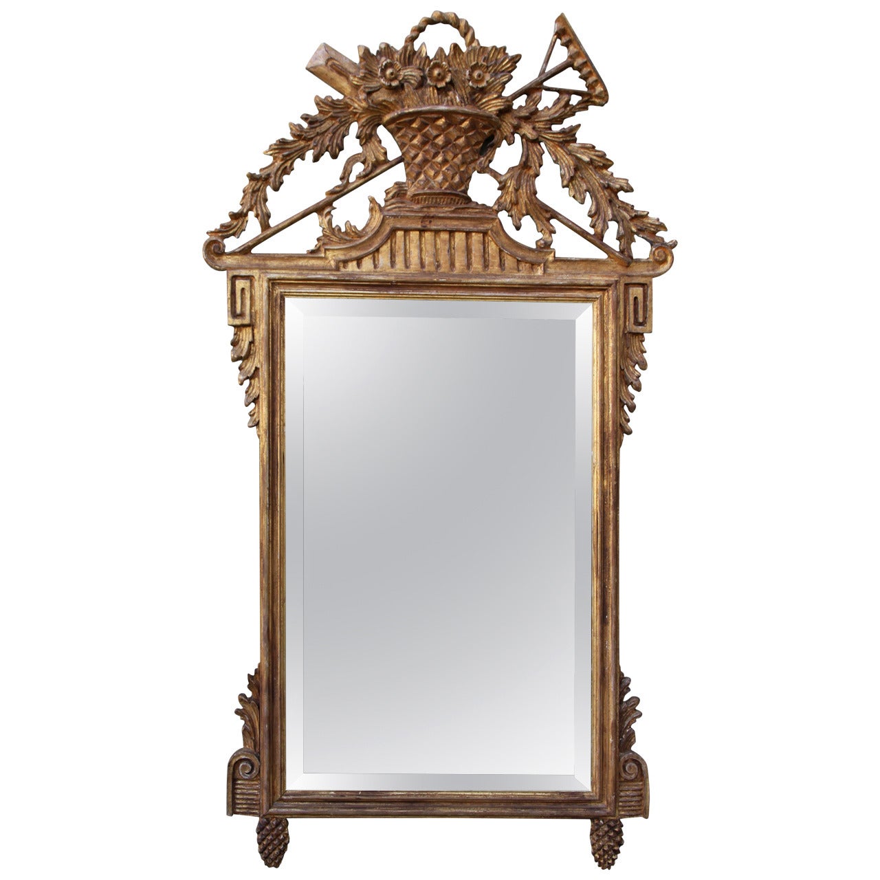 Italian Carved Giltwood Mirror