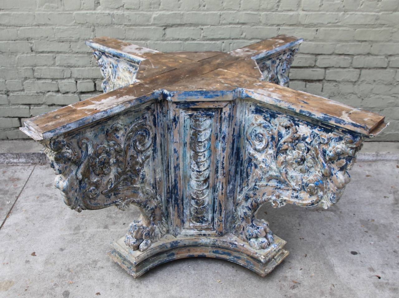 Baroque Carved Italian Octagonal Mirrored Top Table
