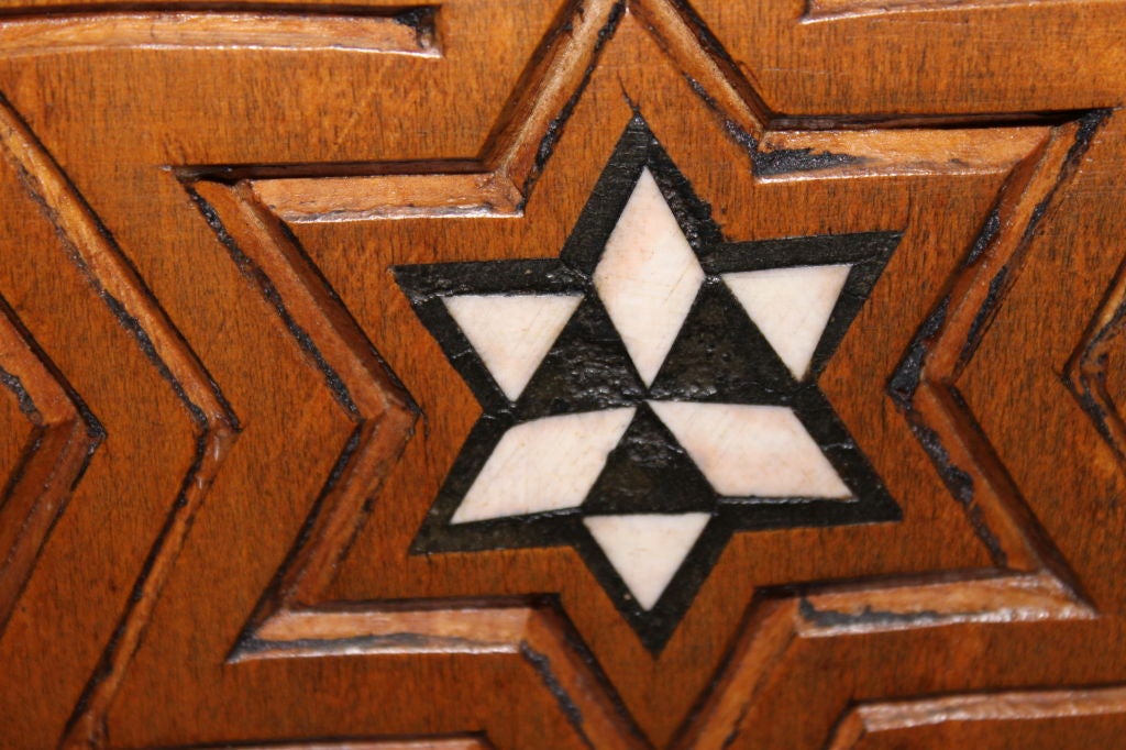 Inlaid Carved Wood Moroccan Screen 3