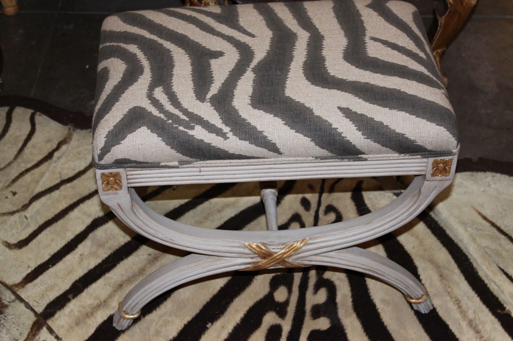 20th Century Pair of Italian Painted & Parcel Gilt Stools