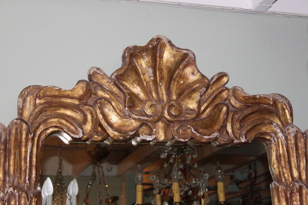 Carved Gilt Wood Italian Mirror C. 1900's In Distressed Condition In Los Angeles, CA