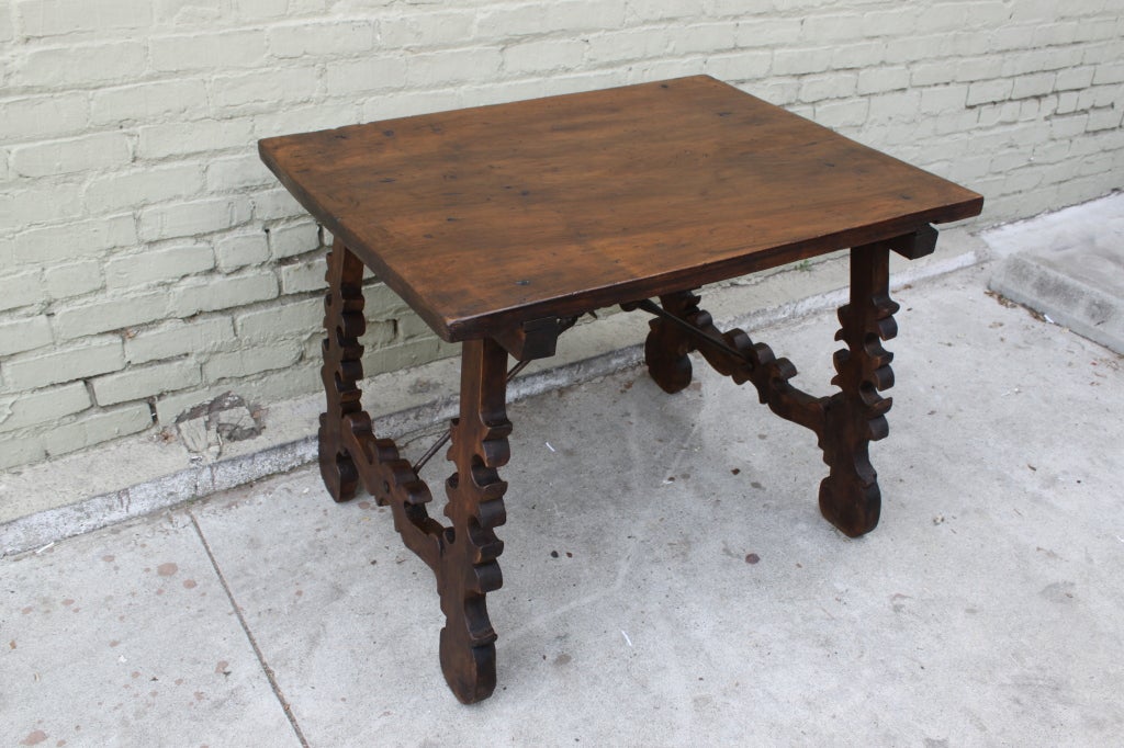 19th Century Spanish Carved Walnut Table In Excellent Condition In Los Angeles, CA