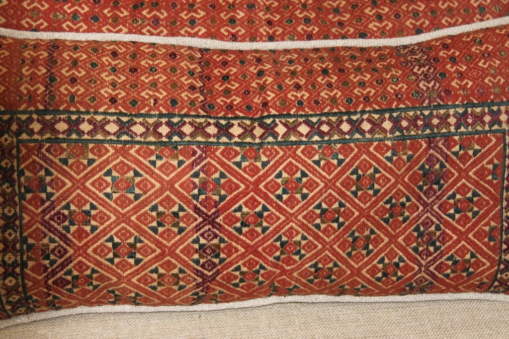Indian Pair of Vintage Textile Kidney Pillows