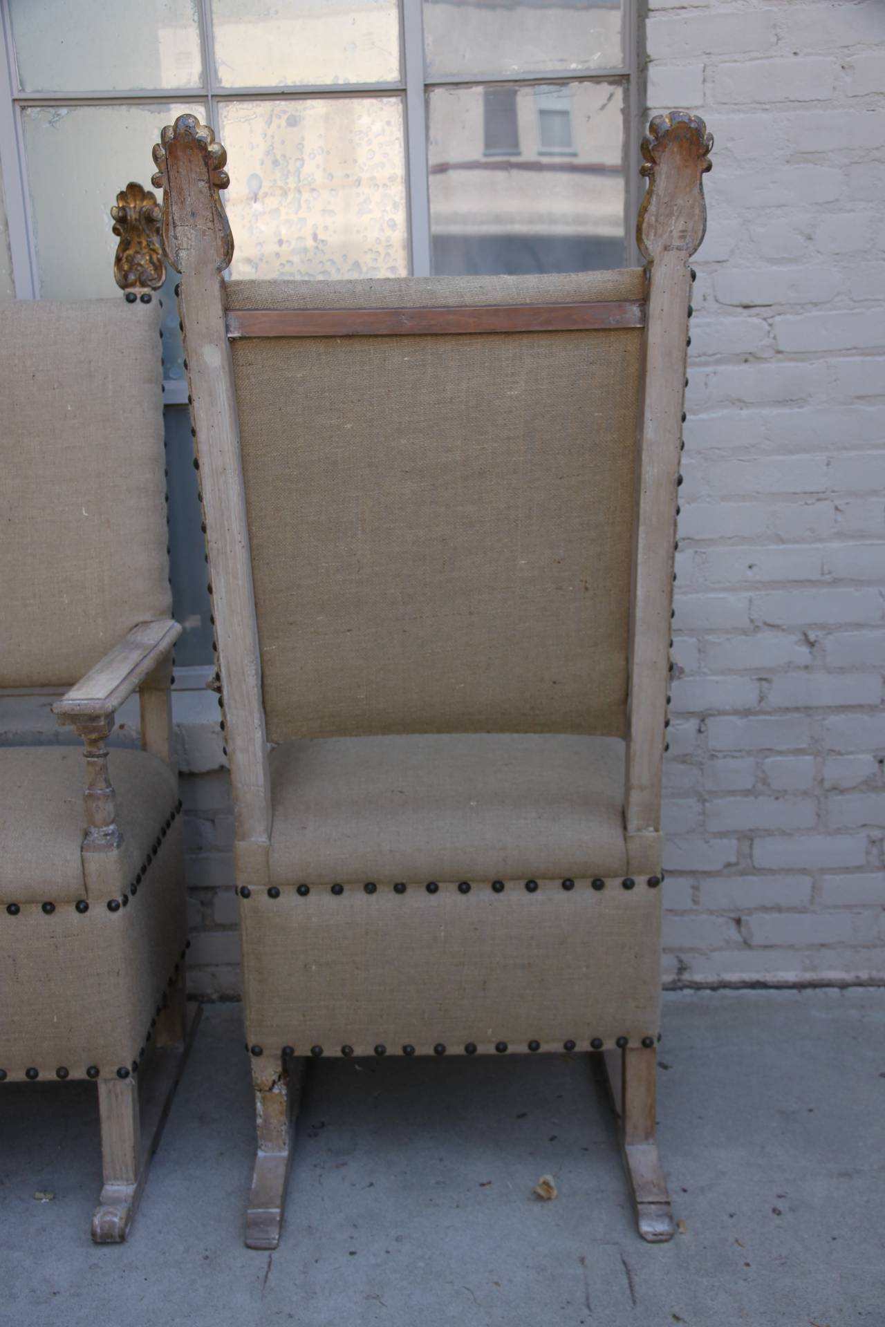 Pair of 18th Century Italian Armchairs with Giltwood Finials 1