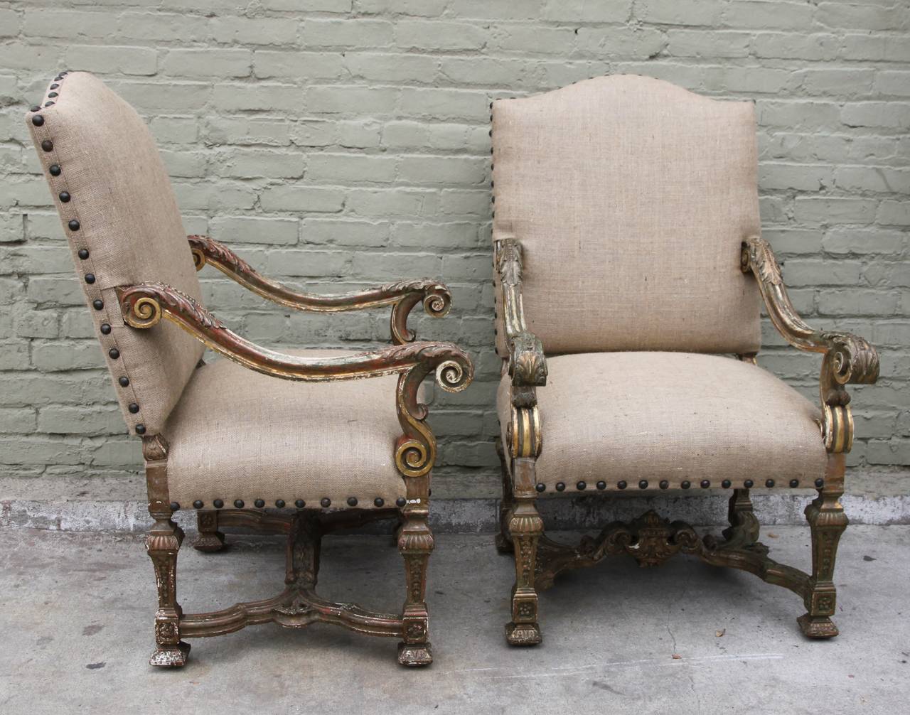 Pair of Italian Painted and Parcel-Gilt Armchairs 1