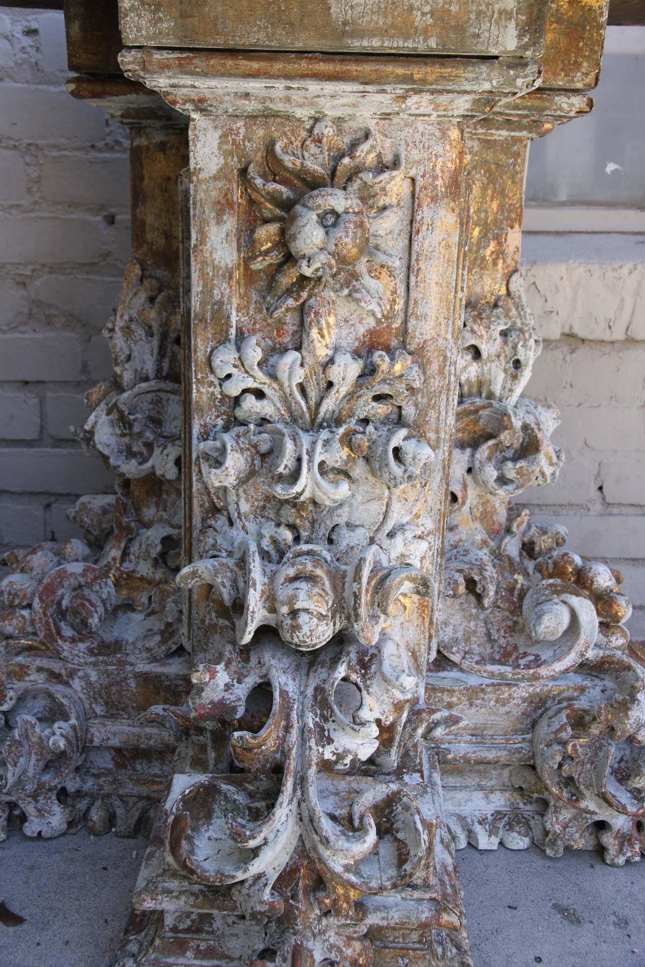 19th Century Italian Baroque Style Console Table In Distressed Condition In Los Angeles, CA