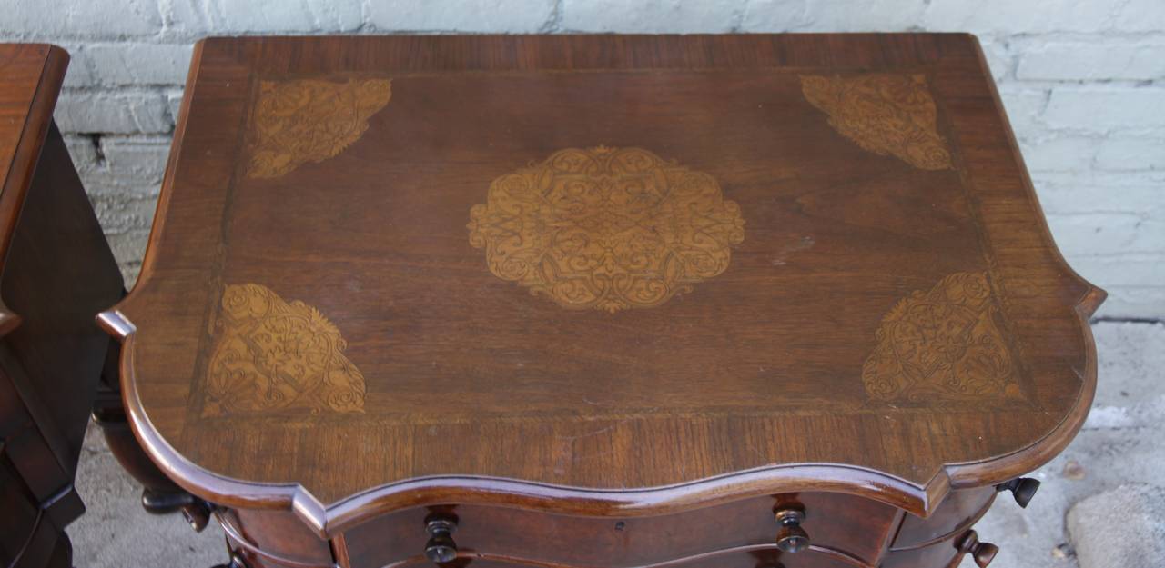 Early 20th Century English Queen Anne Style Burl Walnut Chests, circa 1900