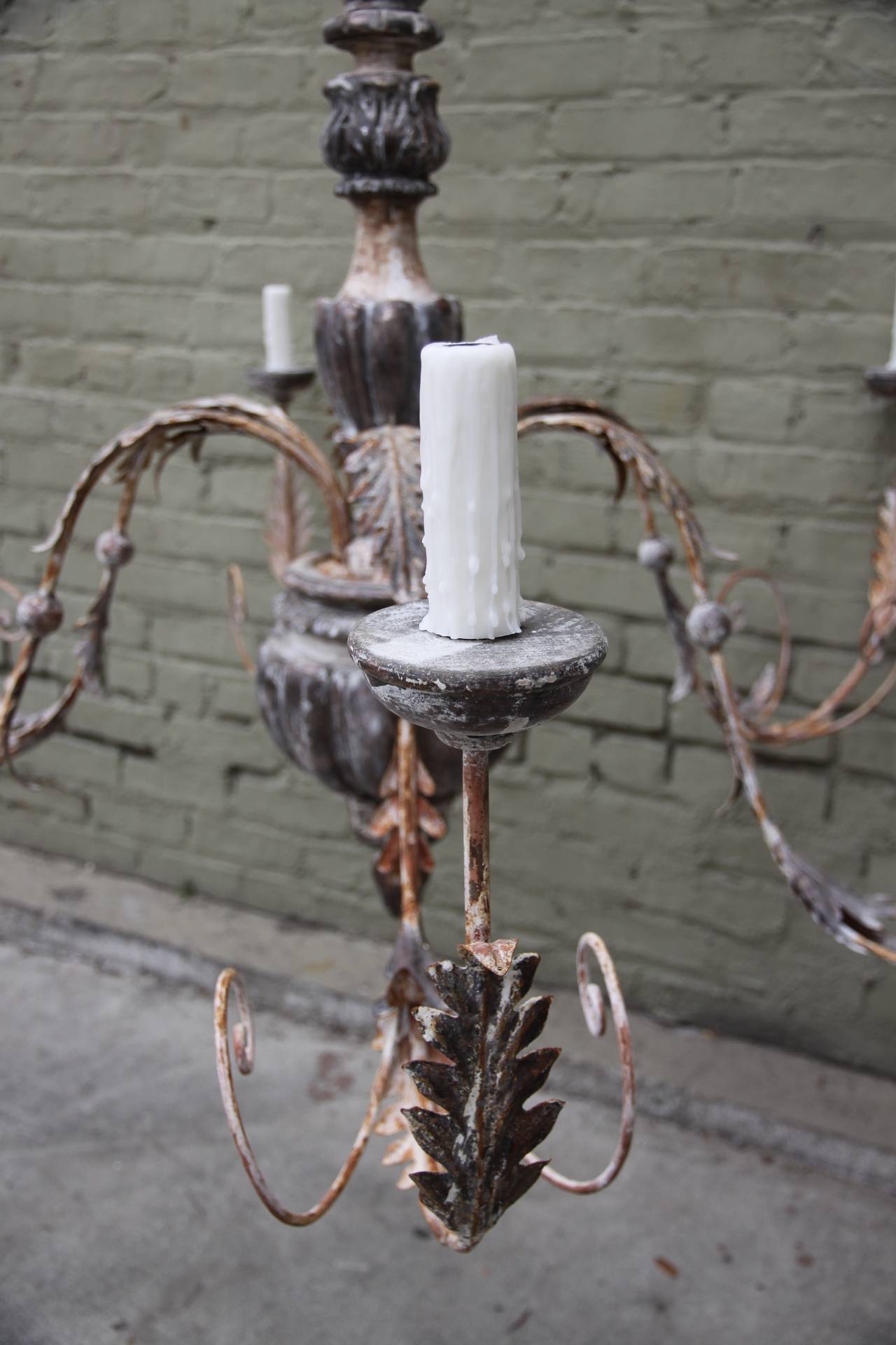 20th Century Italian Wood and Iron Painted Chandelier