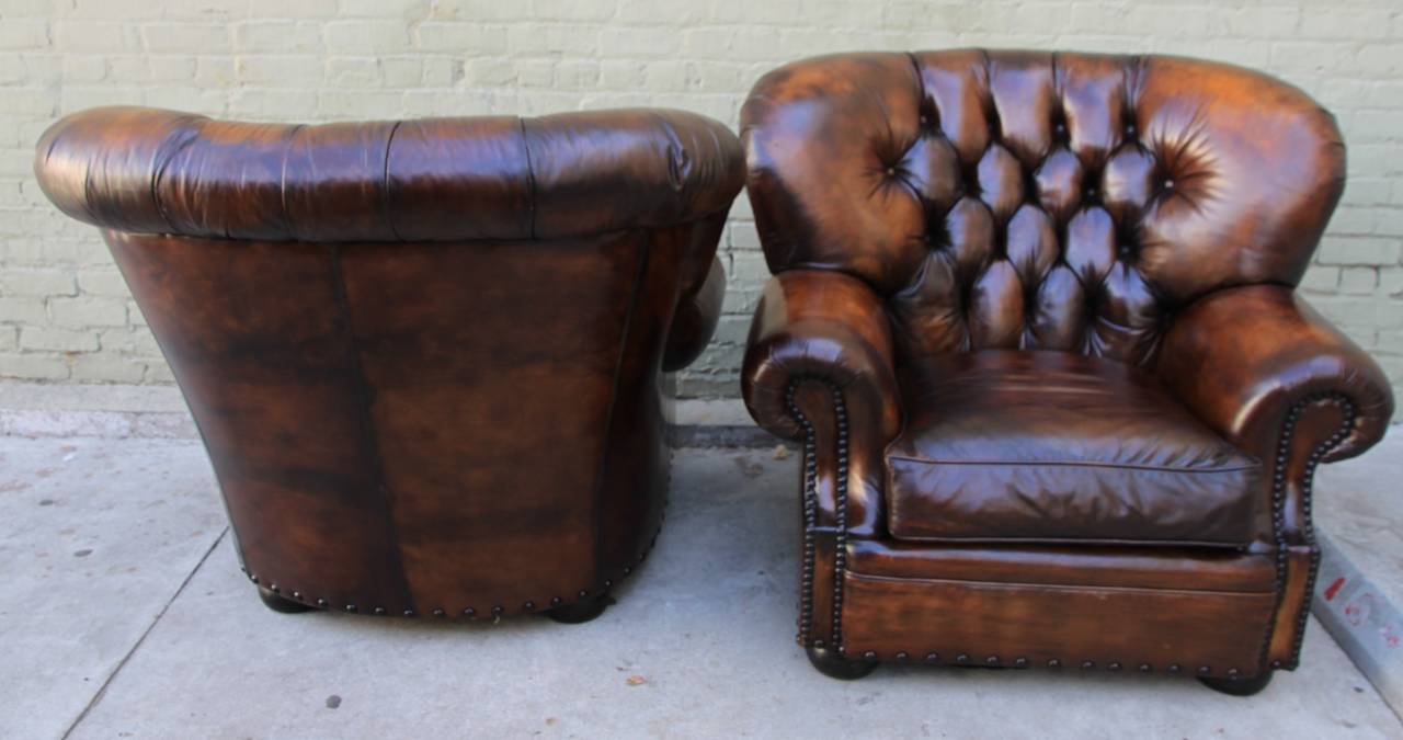 Pair of Drexel Heritage Armchairs Made for Lillian August In Distressed Condition In Los Angeles, CA