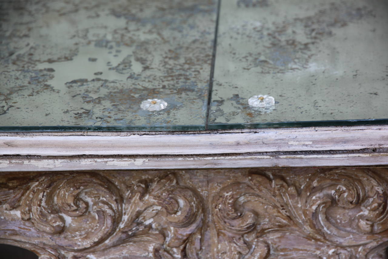 French Rococo Style Desk with Antiqued Mirrored Top In Distressed Condition In Los Angeles, CA