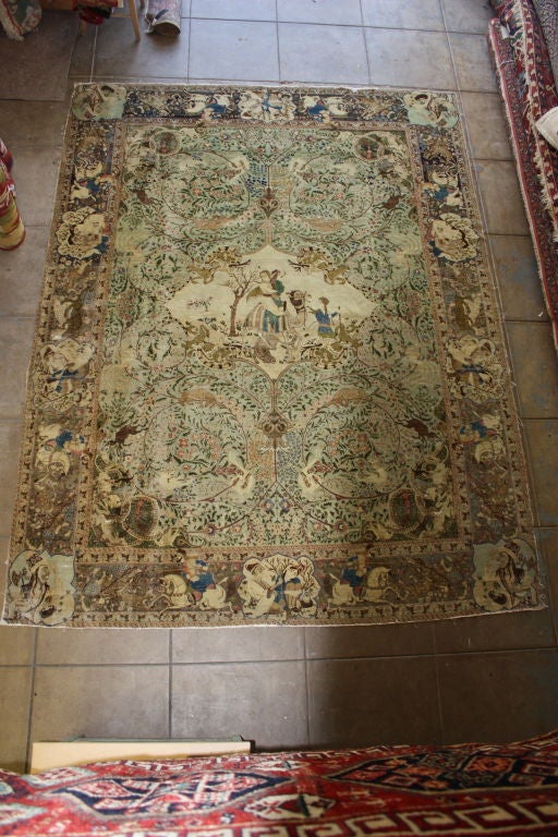 Large Classic  Garden Carpet