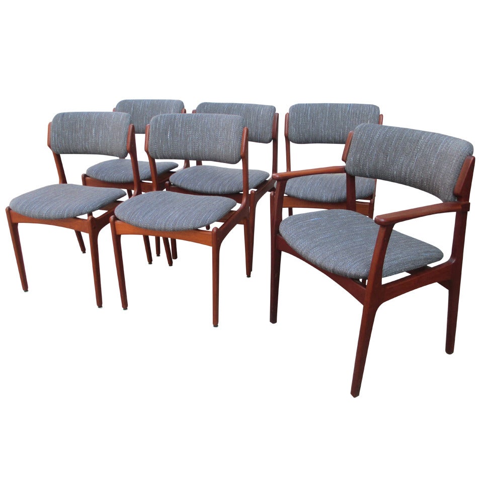 Danish Teak Set of Dining Chairs in Knoll Fabric by Erik Buch