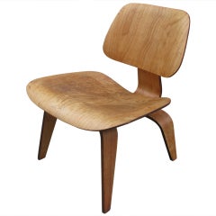 Charles Eames pour Herman Miller LCW