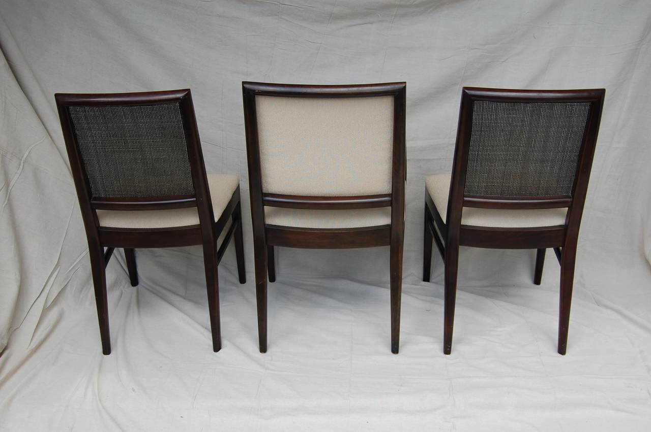 John Stuart Set of 8 Ebonized Dining Chairs In Excellent Condition In Philadelphia, PA
