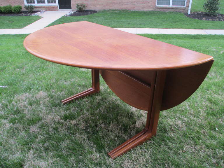 circular drop leaf table