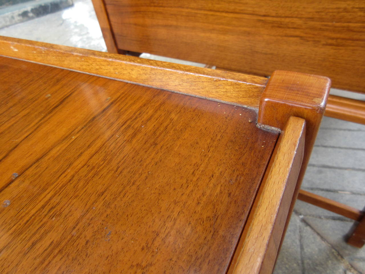 Swedish Pair of Nightstands Attributed to Edmond Spence In Excellent Condition In Philadelphia, PA