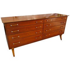 Renzo Rutili for Johnson Furniture Eight-Drawer Dresser