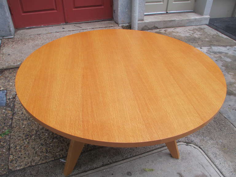 jean prouve round table