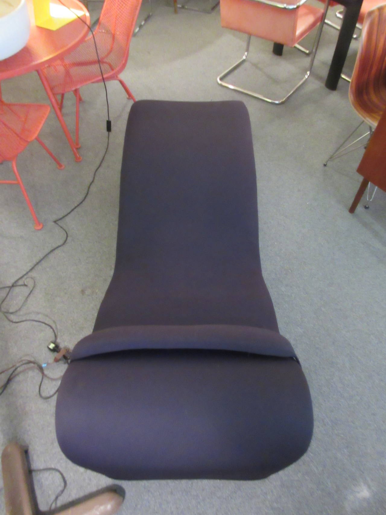 Olivier Mourgue Djinn Chaise Longue by Airborne International In Excellent Condition In Philadelphia, PA