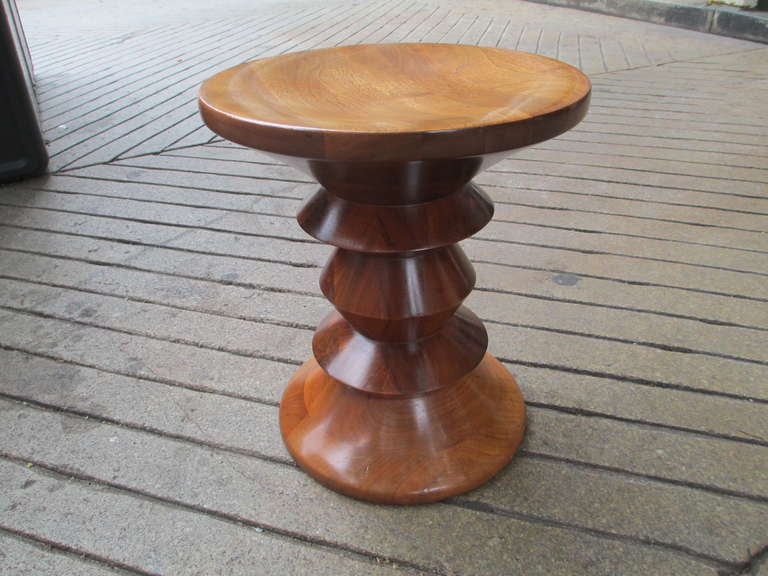 Beautiful Walnut Time Life Stool from Herman Miller about 4 years old.