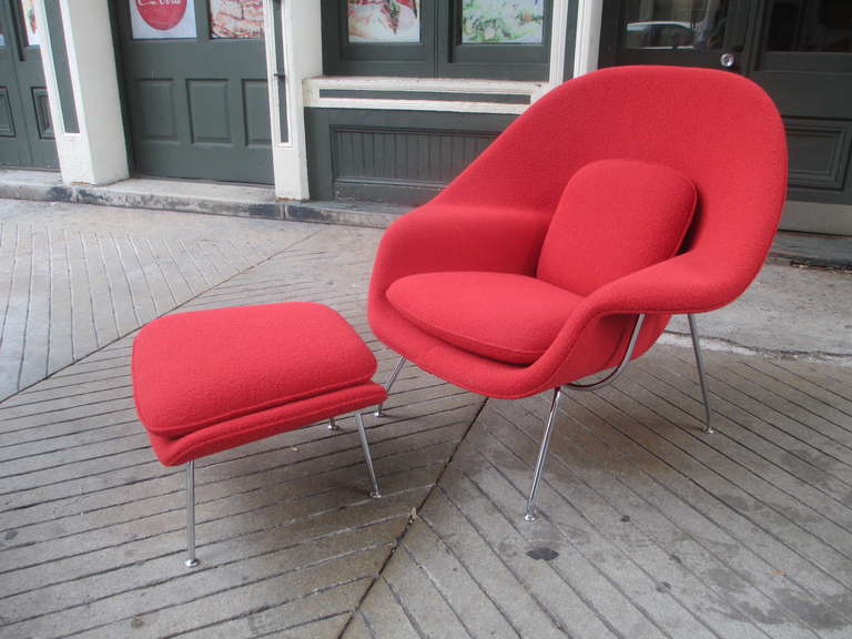 Beautiful Womb Chair and ottoman in Classic Boucle Crimson.  Did I say Brand new from Knoll?  Decorator ordered incorrectly!  Perfect in every way!