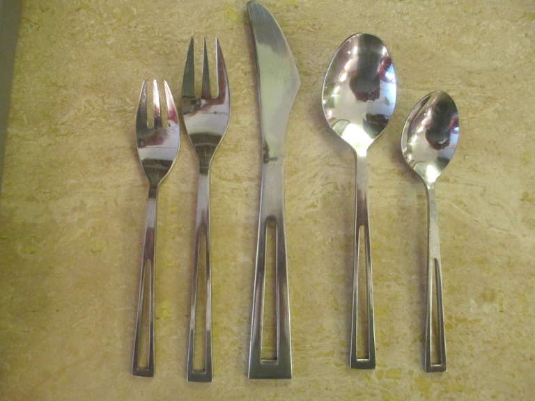 Ward Bennett Aperto Cutlery set for 12  In Excellent Condition In Philadelphia, PA