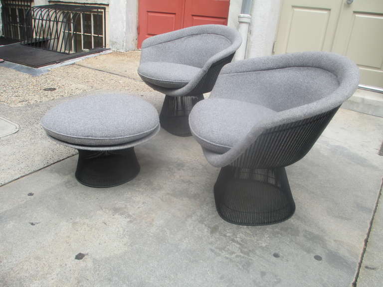 Mid-Century Modern Warren Platner for Knoll Pair Lounge Chairs Original Black Finish