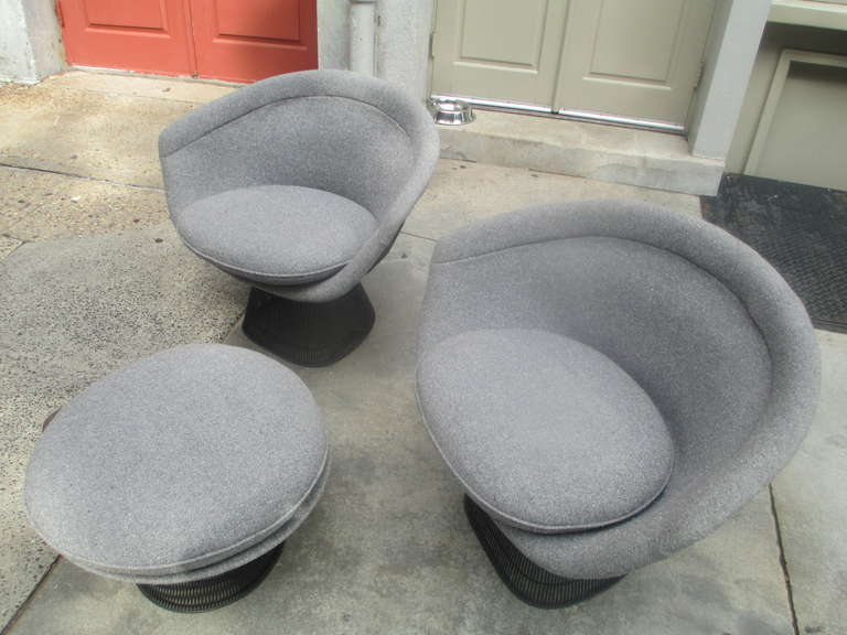 Late 20th Century Warren Platner for Knoll Pair Lounge Chairs Original Black Finish