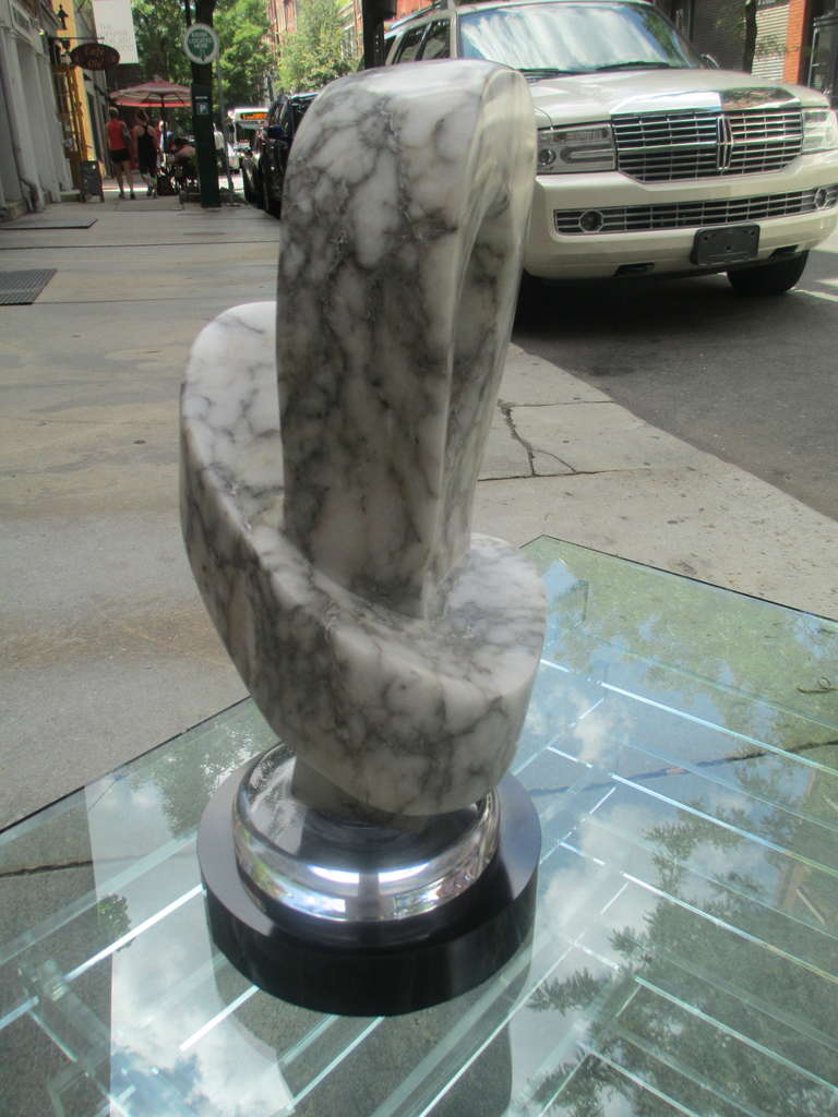 Marble Modernist Sculpture In Excellent Condition In Philadelphia, PA