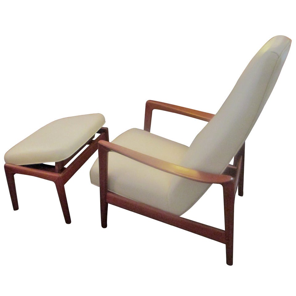 Dux Teak Lounge Chair and Ottoman