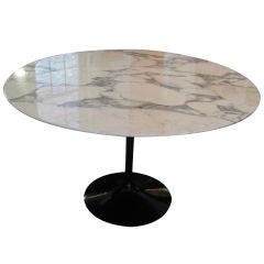 Eero Saarinen 48 inch marble dining table by Knoll