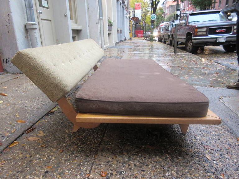 Richard Stein Daybed for Knoll, 1954 In Good Condition In Philadelphia, PA
