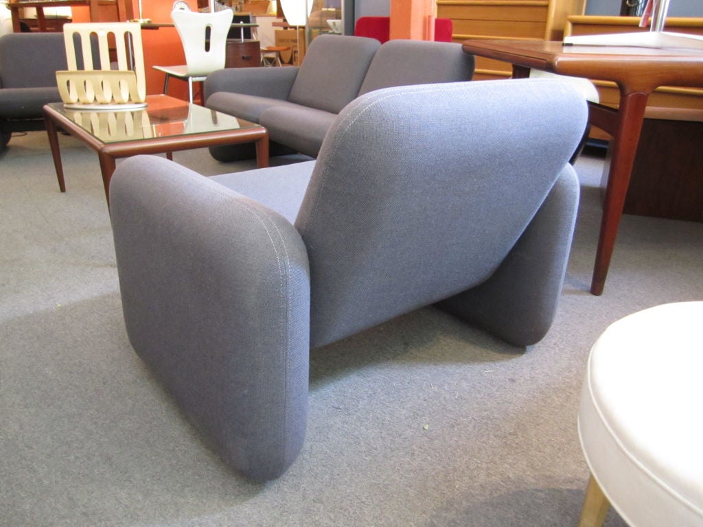 ray wilkes chiclet chair
