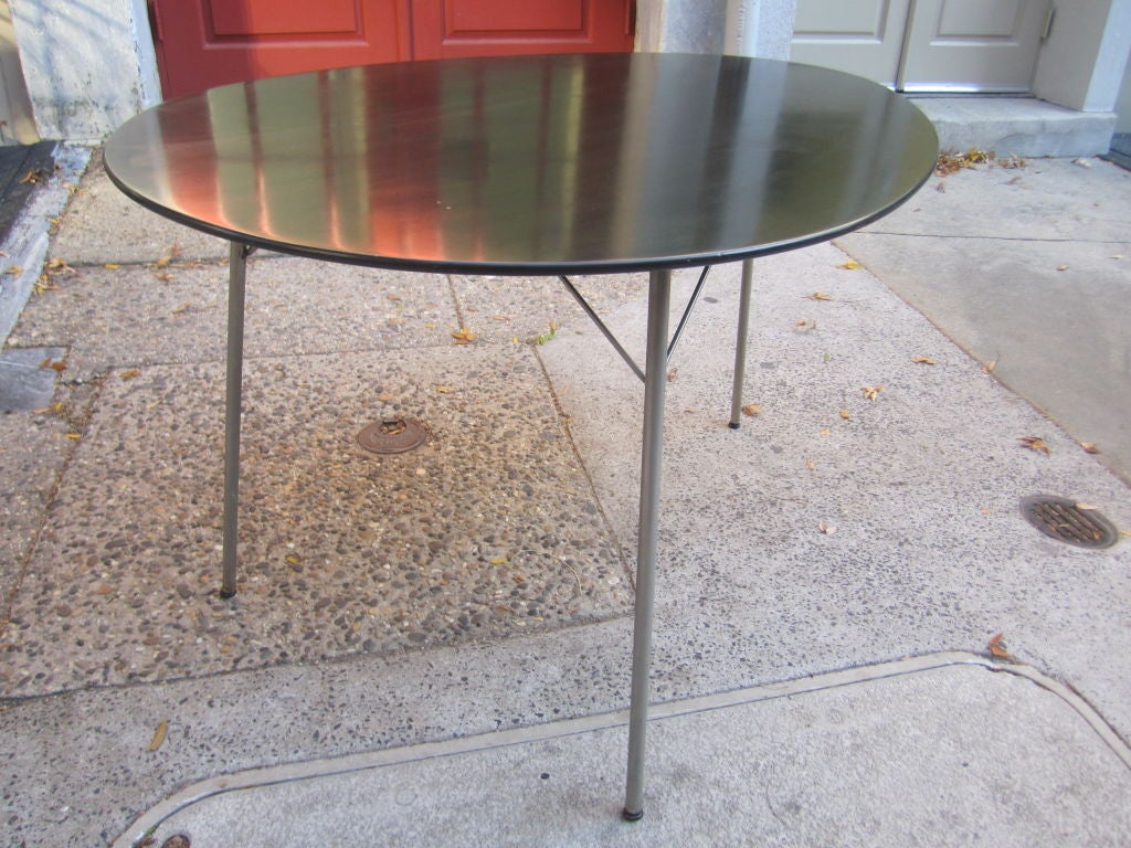 Mid-20th Century Arne  Jacobsen Egg Table by Fritz Hansen