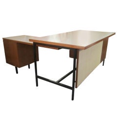 Florence Knoll L Shaped Desk with Return by KNOLL